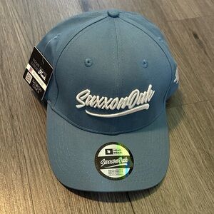 NWT Saxxon Oak  Blue Cap